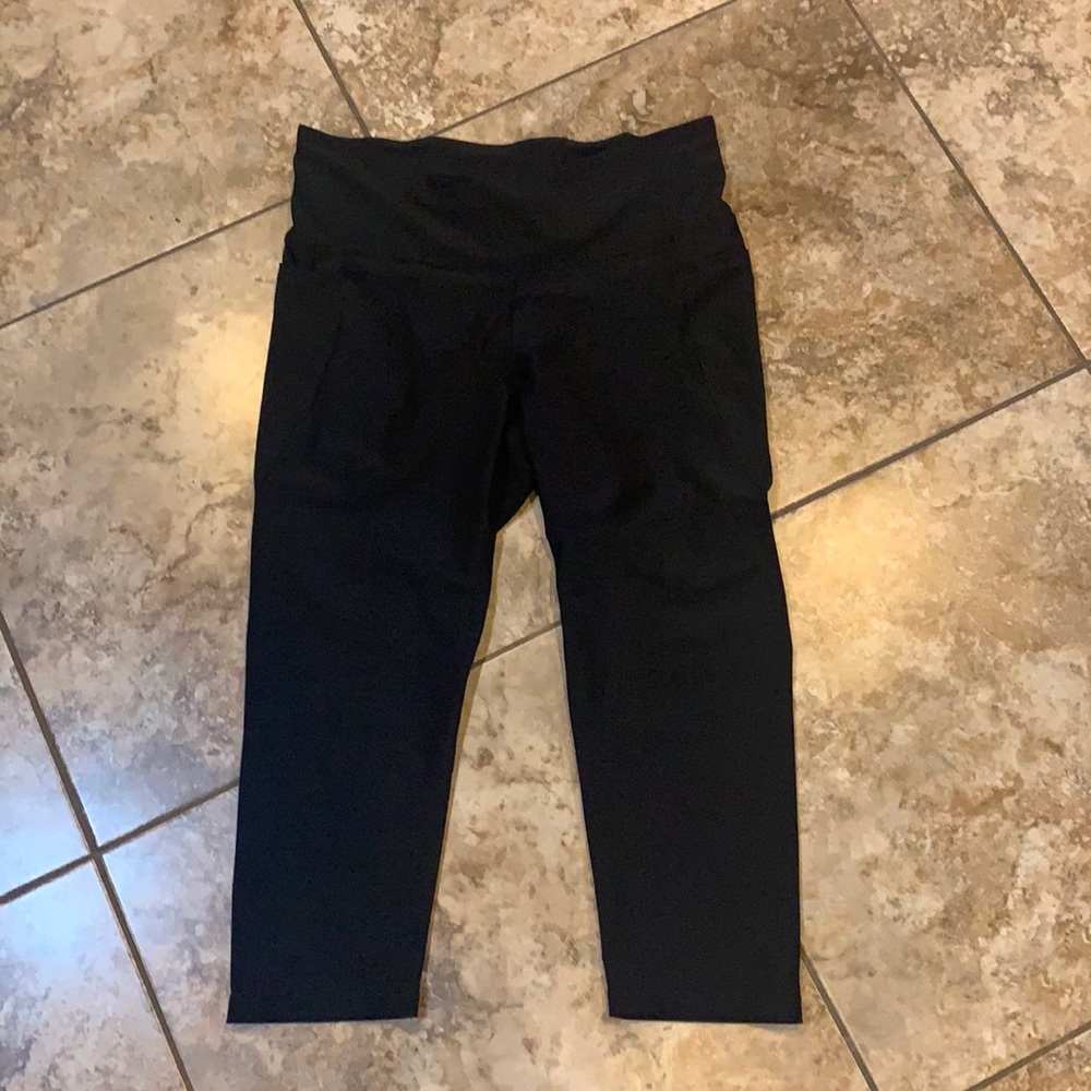 High waisted black workout leggings